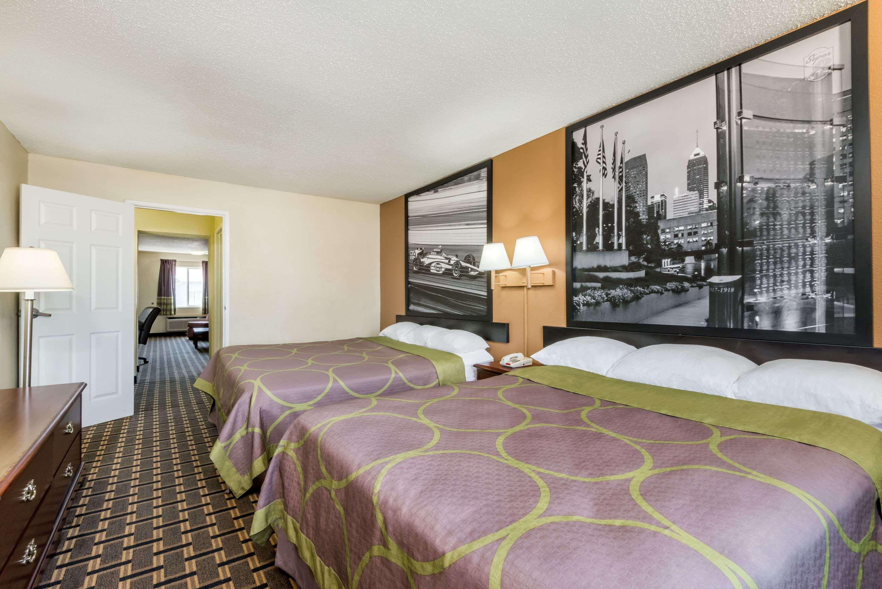 Готель Super 8 By Wyndham Indianapolis/Ne/Castleton Area Екстер'єр фото