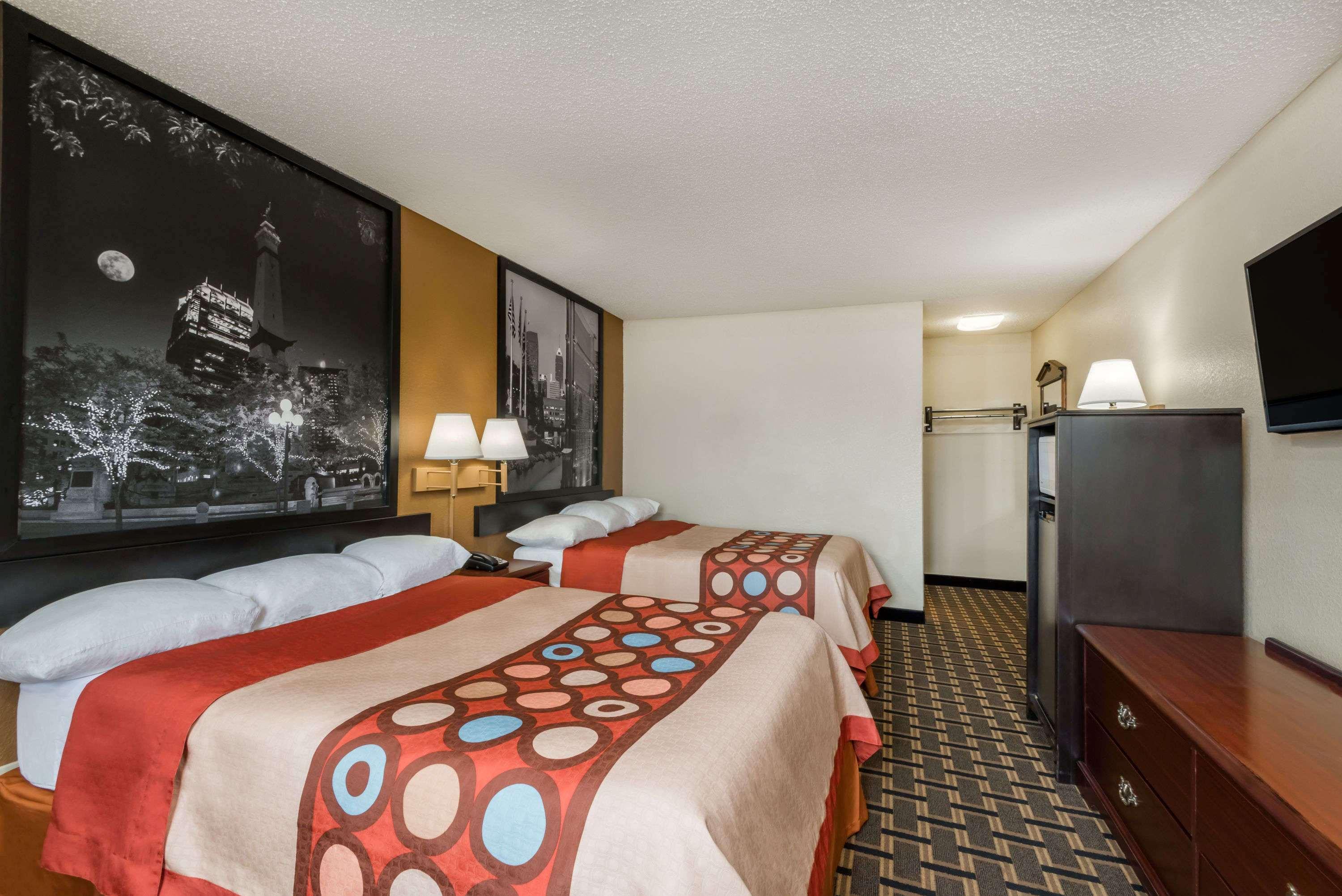 Готель Super 8 By Wyndham Indianapolis/Ne/Castleton Area Екстер'єр фото
