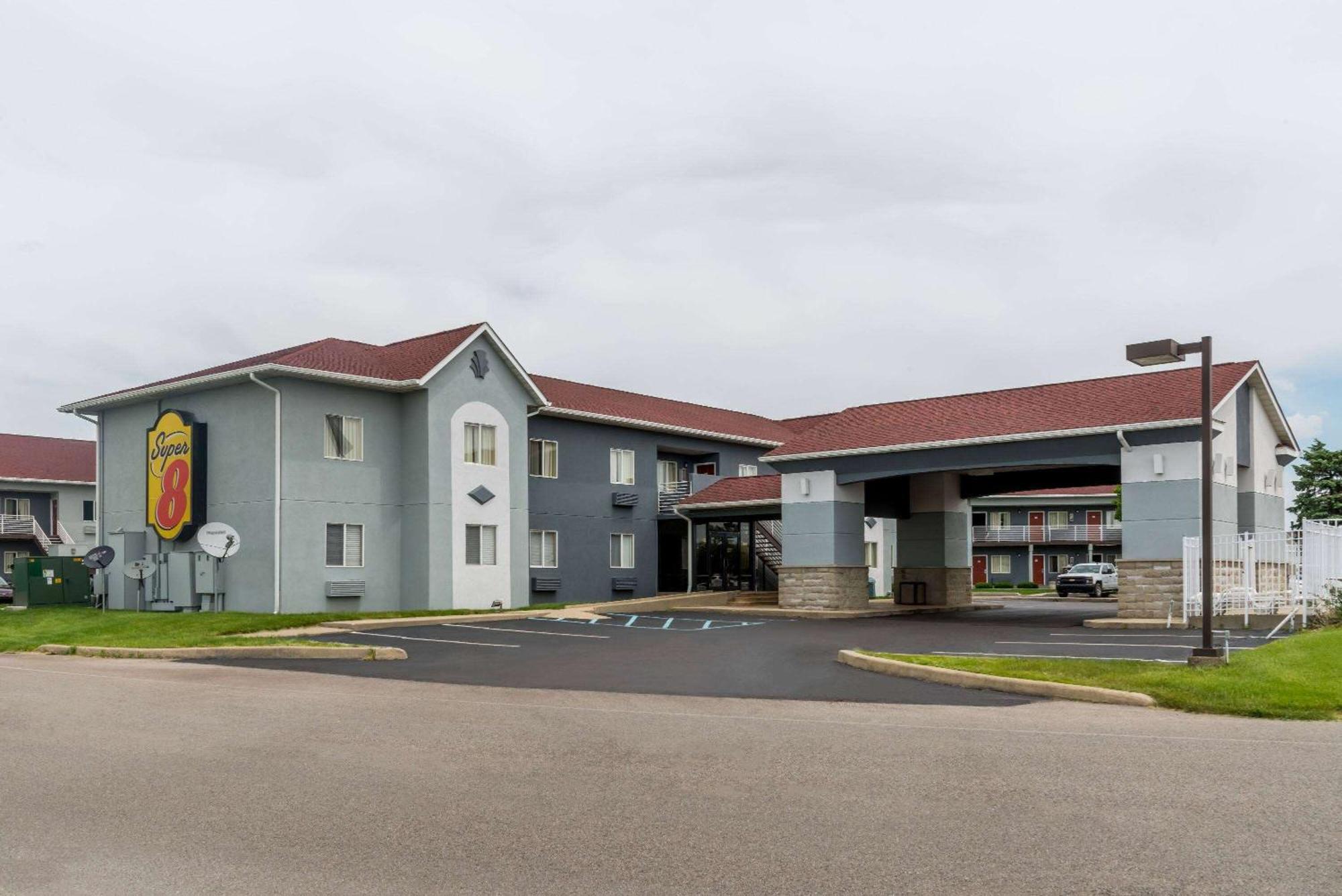 Готель Super 8 By Wyndham Indianapolis/Ne/Castleton Area Екстер'єр фото